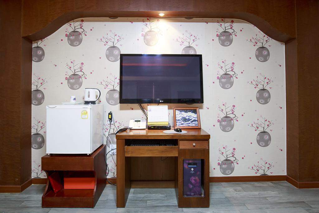 Galleria Hotel อันดง ภายนอก รูปภาพ